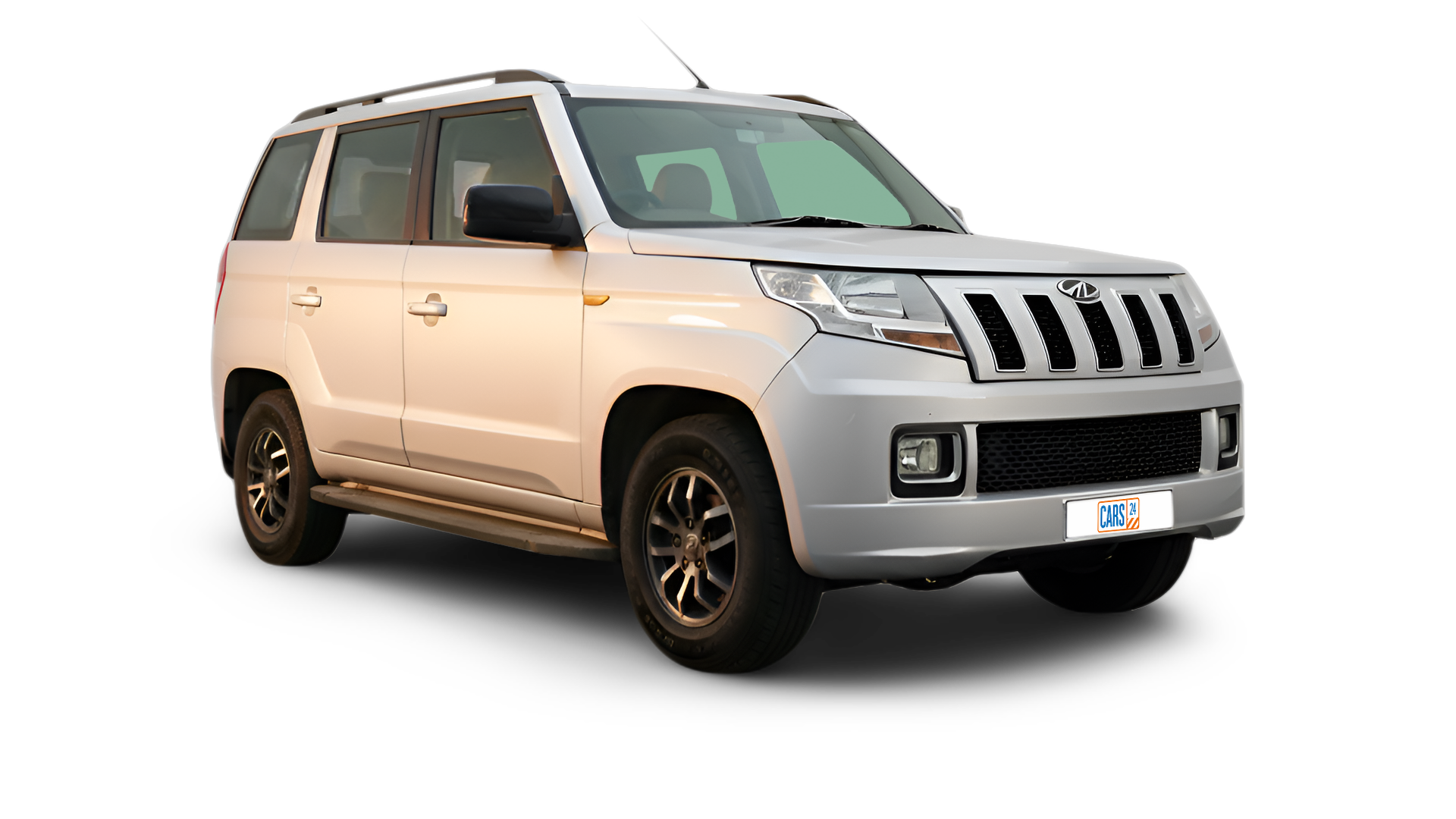 Mahindra TUV300-img